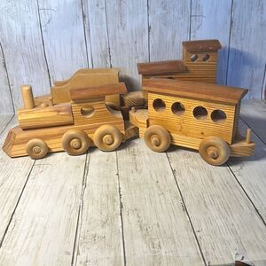 Vintage Wood Train‎ Set Rolling Locomotive Caboose 2 Side Cars Handmade